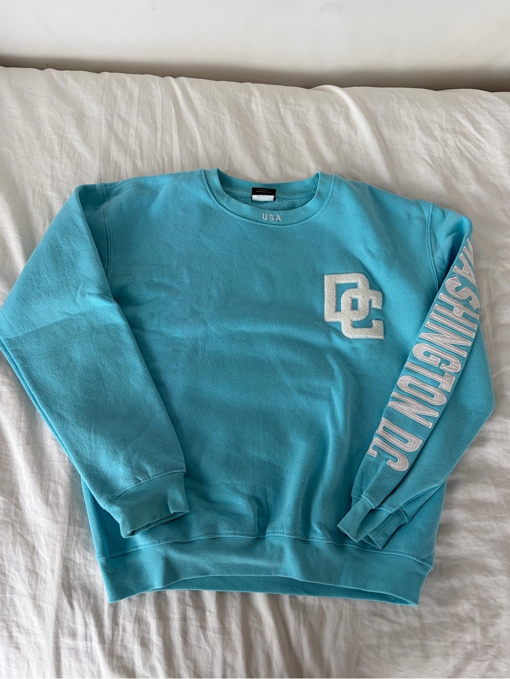 DC women’s
Crewneck Sweatshirt - Turquoise with White Logo